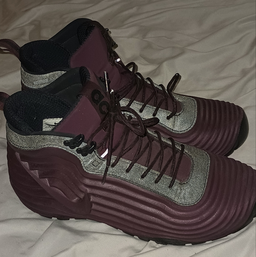 COPY - Nike ACG waterproof